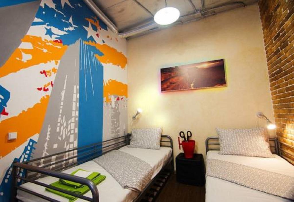 Отель Traveler's Hotel