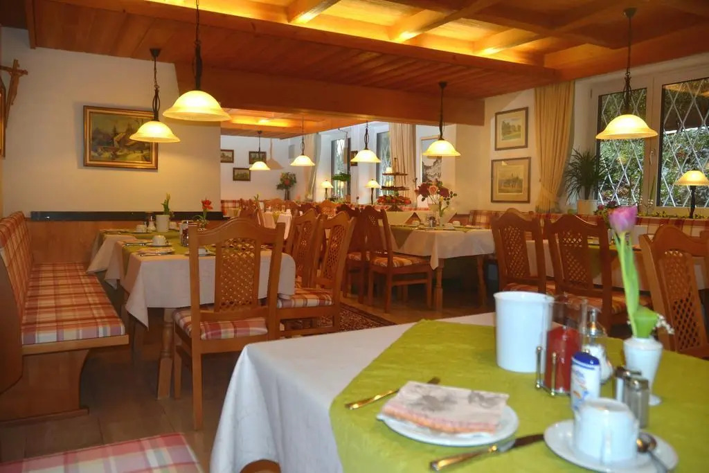 Hotel Alpenhof