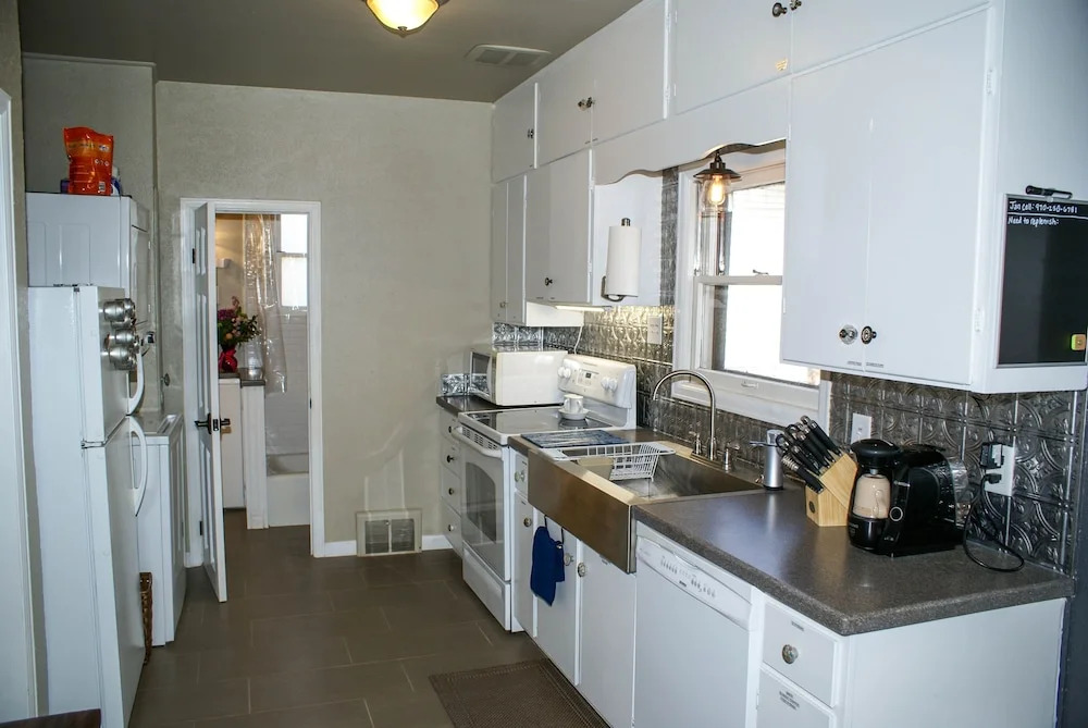 Home Away From Home 1 Bedroom Home
