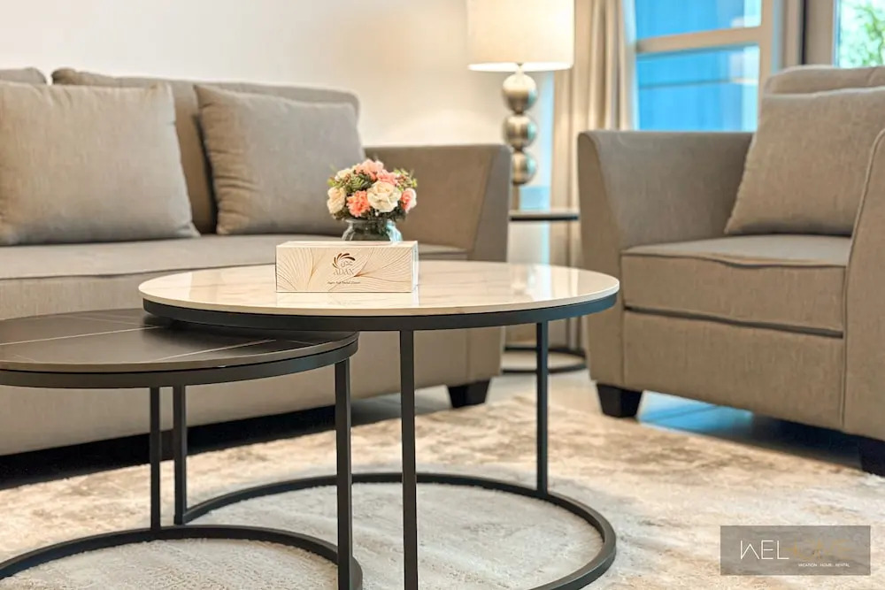 WelHome - Mesmerizing 1BR Apartment in Damac Waves A