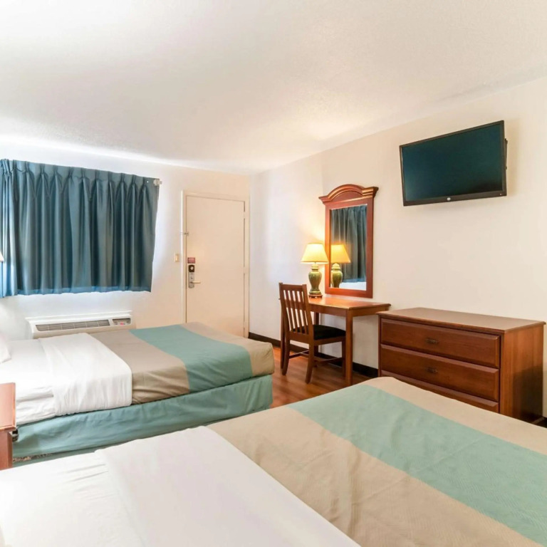 Motel 6-Southgate, MI - Detroit