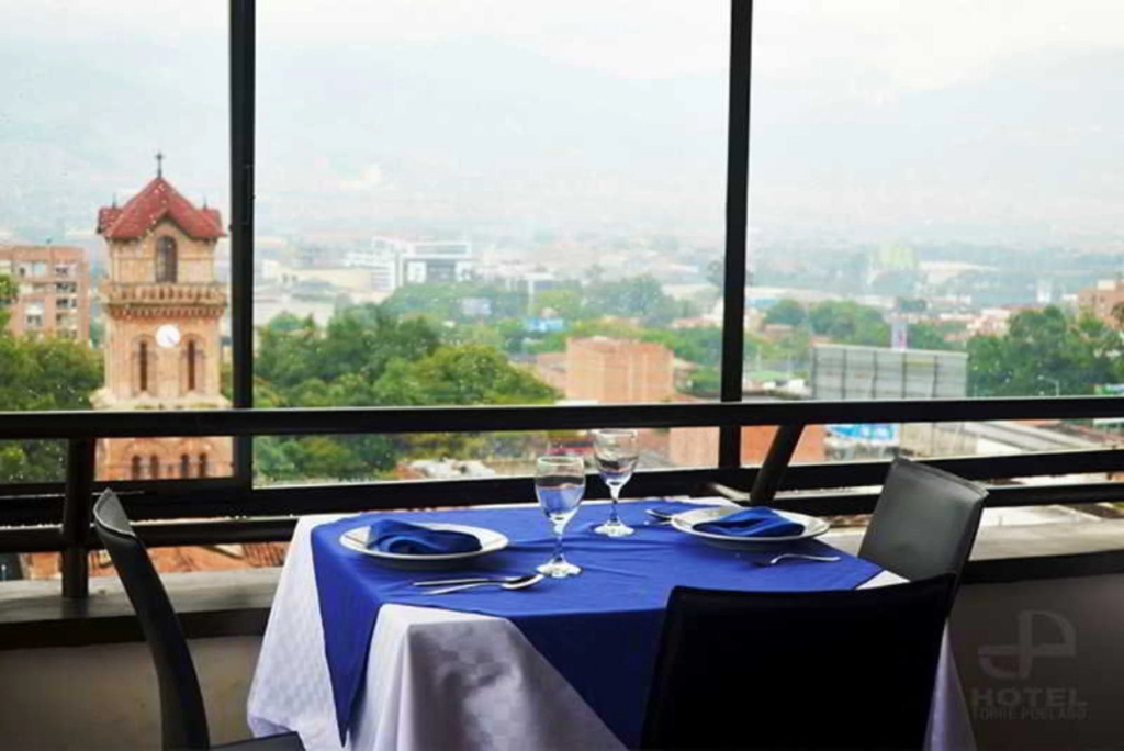 Hotel Torre Poblado