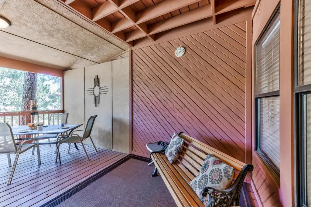 Pinon Park B11, 2 BR, Mountain Views, Deck, WiFi, Sleeps 4