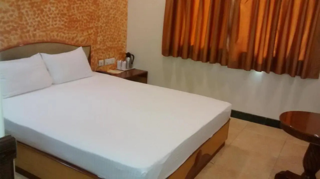Wingston A TreeHouse Hotel, Mathura