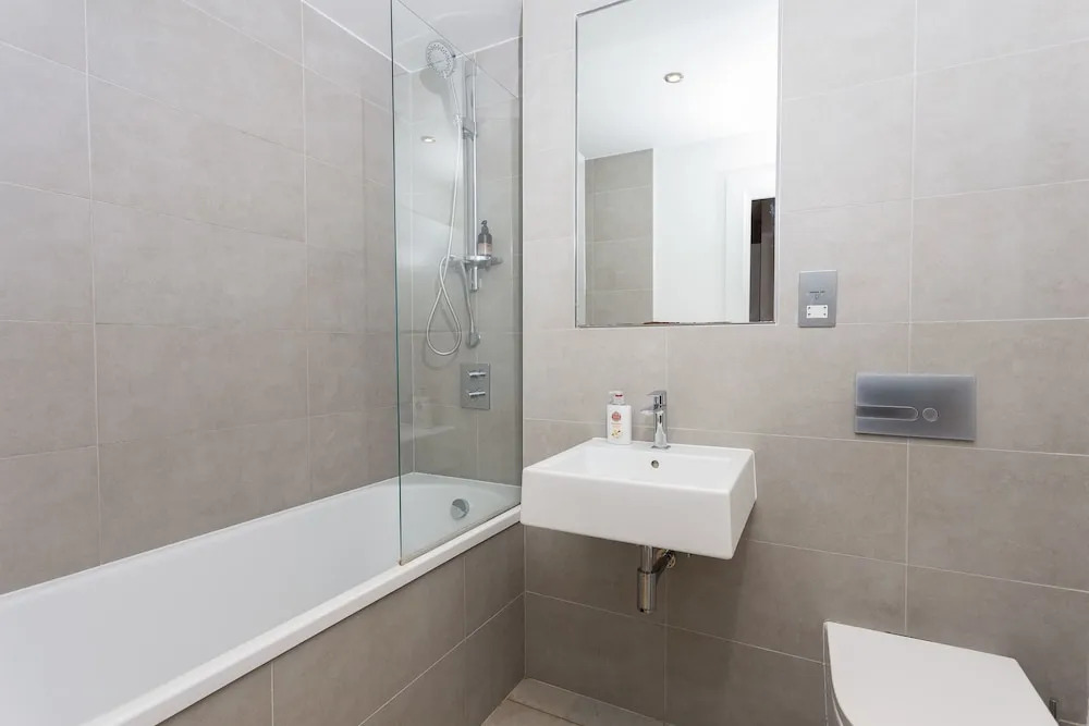 2 Bedroom Flat Near Hackney Wick