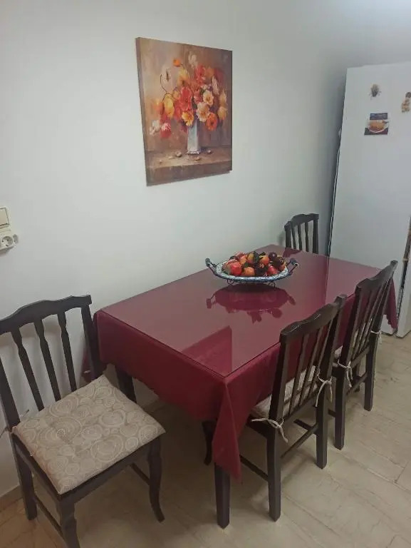 Comfortable apartment 100m from the sea