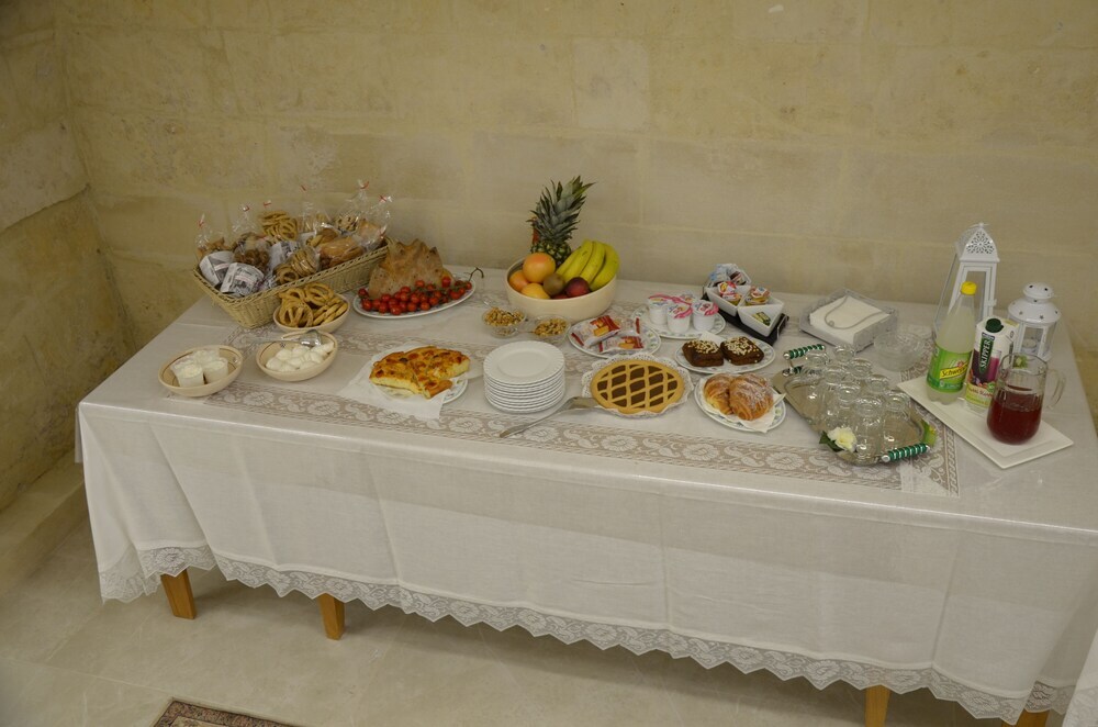 In & Out Matera
