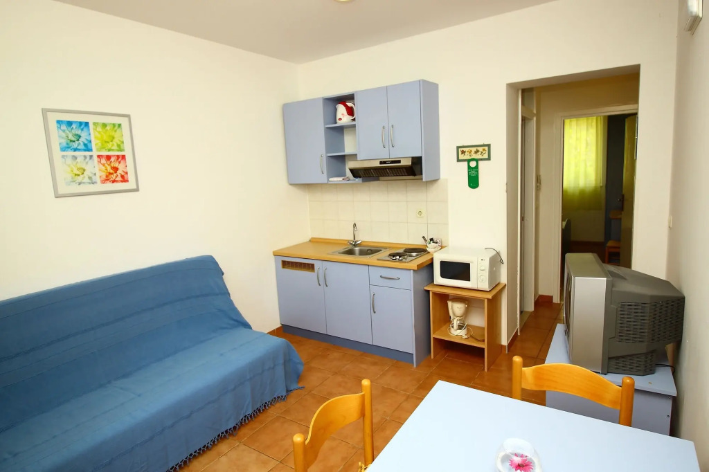 Bacan Serviced Apartments