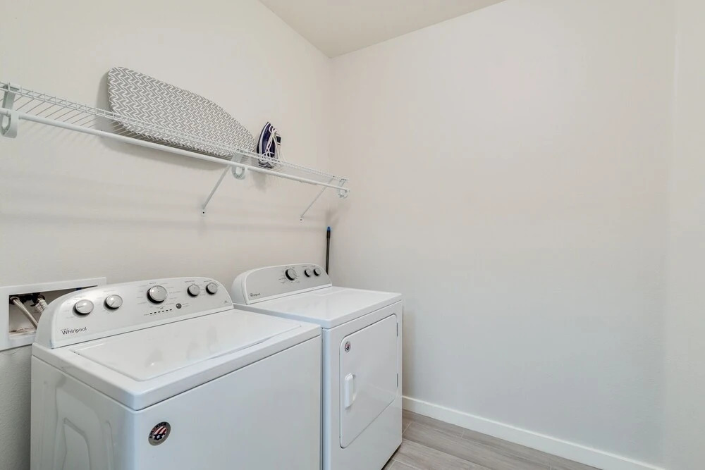 Resort Poolside Two Bedroom + Office and 2 Masters! 30 Night Minimum! by Redawning