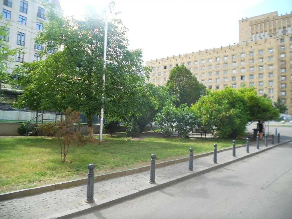 Apartment on Sulkhan-Saba Roma