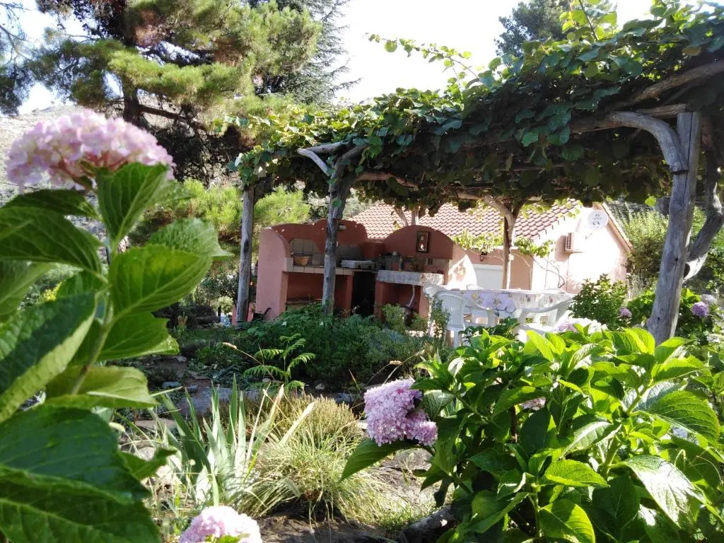 Smaragda Studios