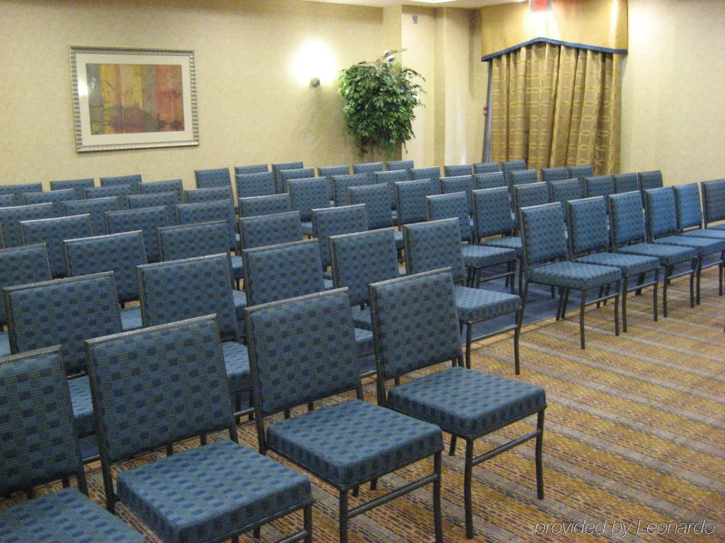Holiday Inn Express & Suites Riverport Richmond by IHG