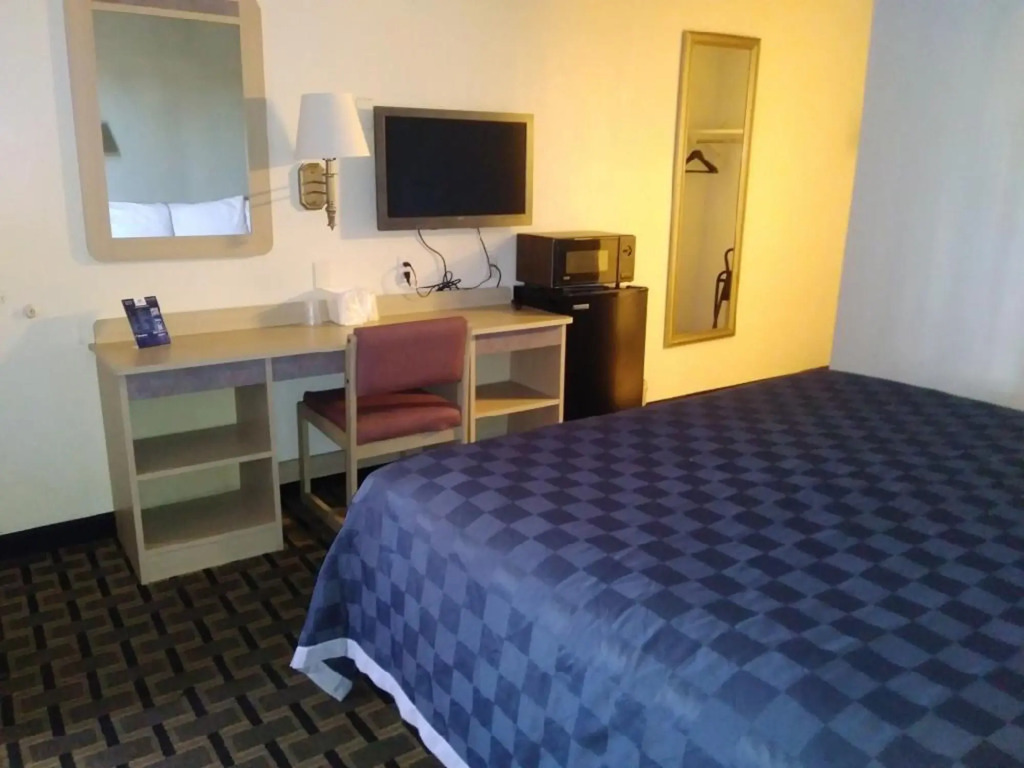 Americas Best Value Inn Amarillo Airport/Grand Street