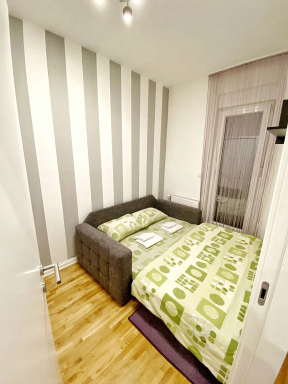 Pleasure Lux2