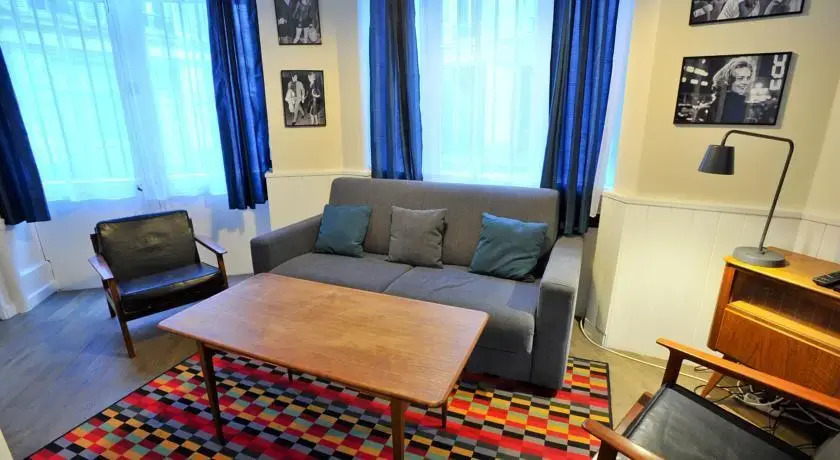 Loft Magenta