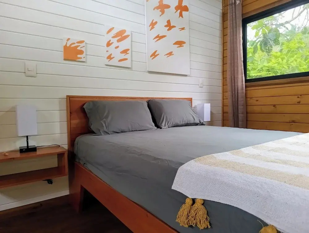 Thoas Lodge