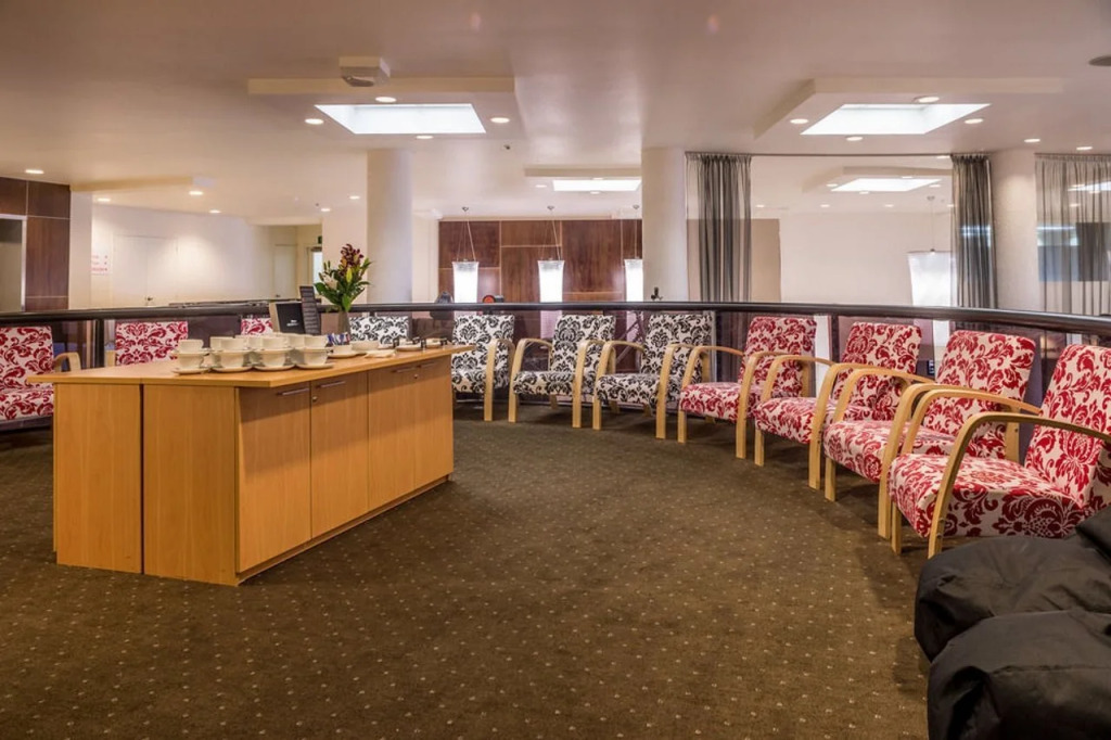 West Plaza Hotel