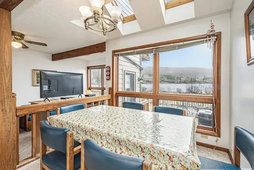 Ski Harbor 16 by Taylor Made Deep Creek