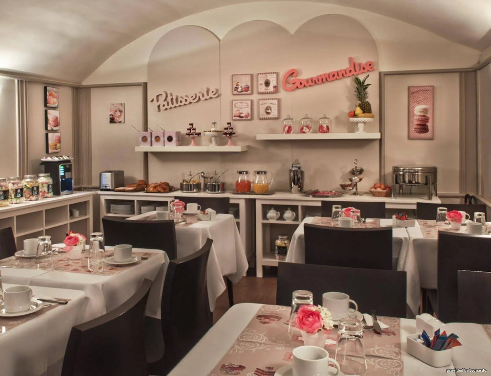Best Western Premier The Blake Paris Gare Saint Lazare