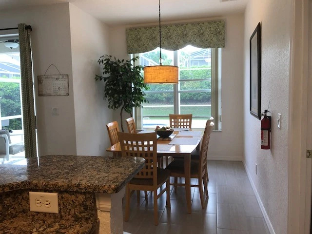 Northampton Den, Davenport, US