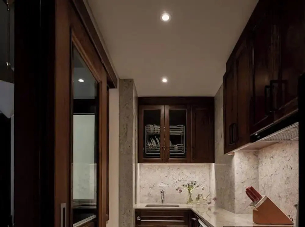 Sunflower Apartment - Luxury Suite by THC Group