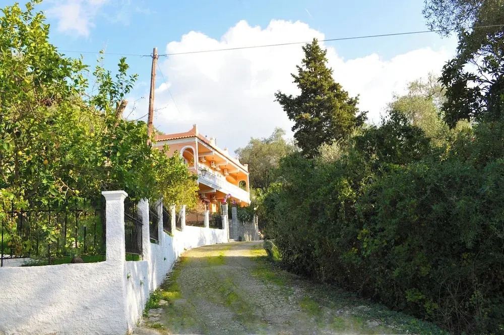 Holiday House Letta in a Very Quiet Location - Agios Gordios Beach