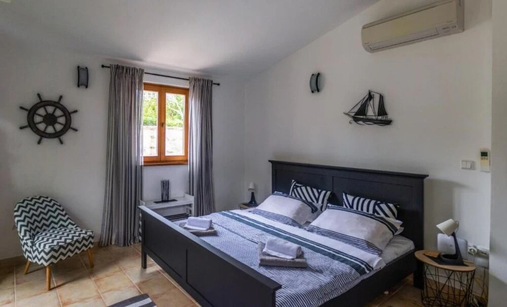 Kike - 60 Meters From the Beach - SA1