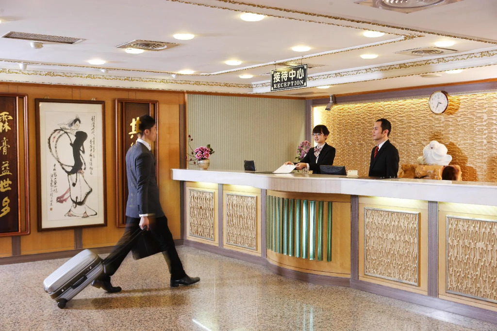 Kingdom Hotel