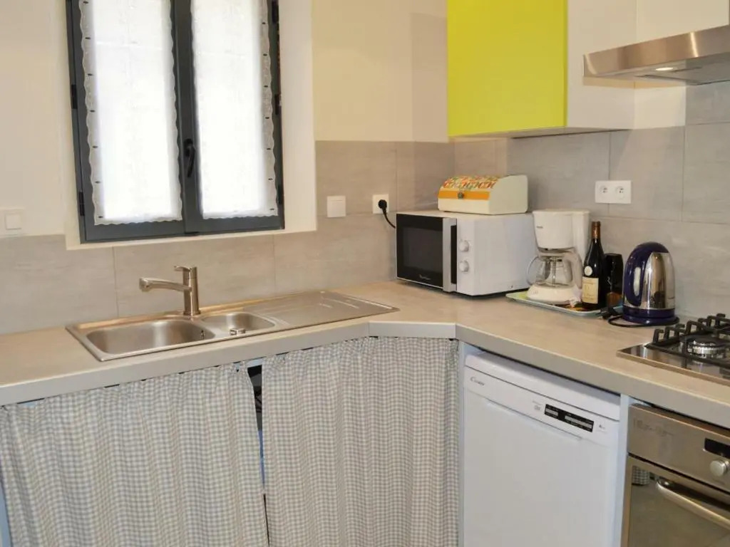 Gîte atypique avec garage et cour privée en Touraine - FR-1-381-280