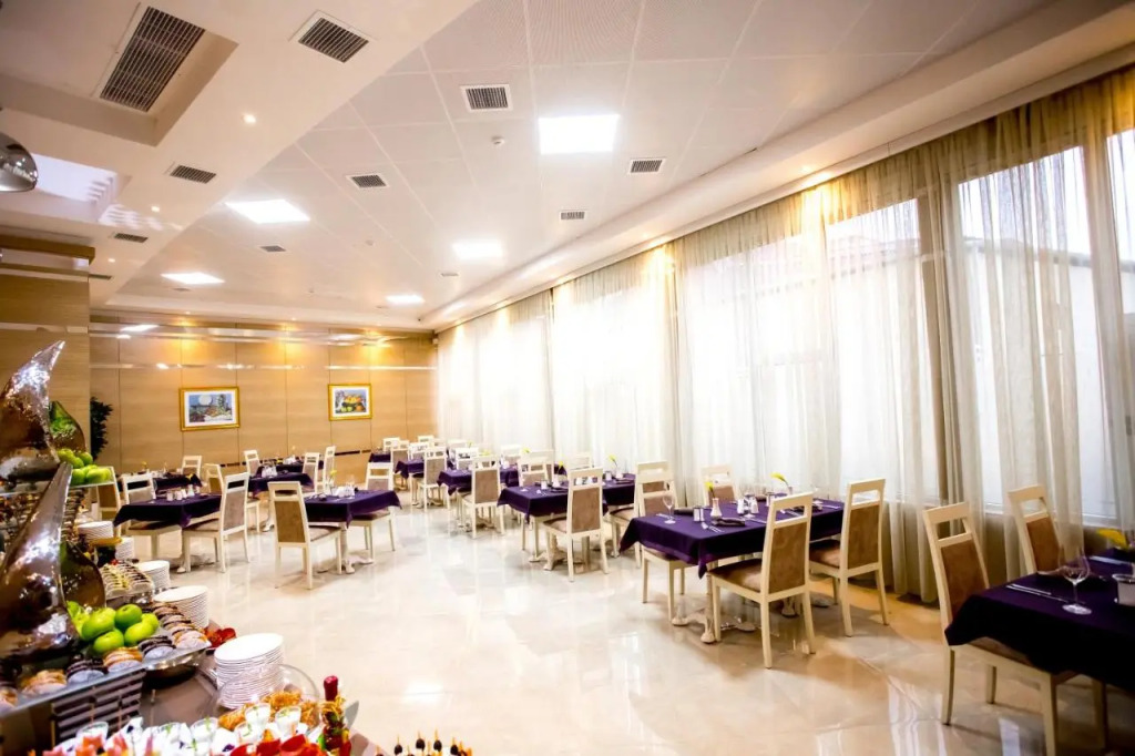 West Shine Hotel
