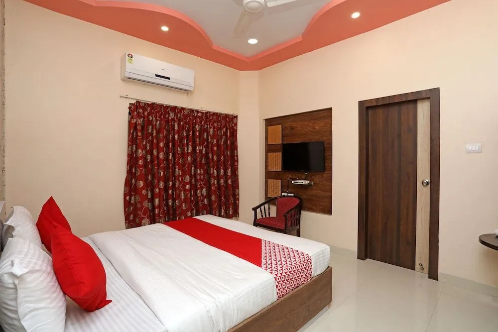 Oyo 23632 Mayfair Residency