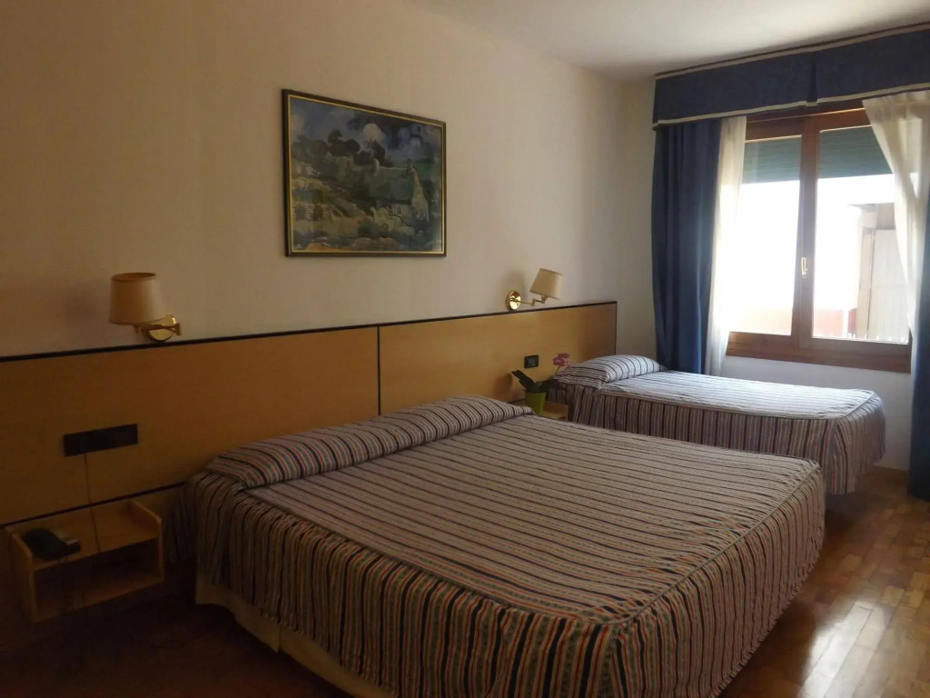 Damodoro Hotel