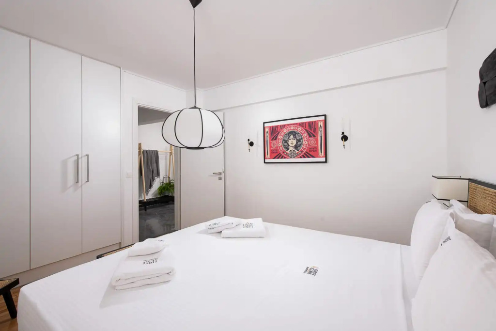 Glyfada First Class Suite