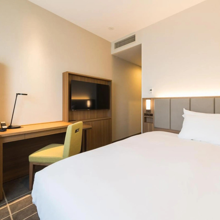 JR-East Hotel Mets Mejiro
