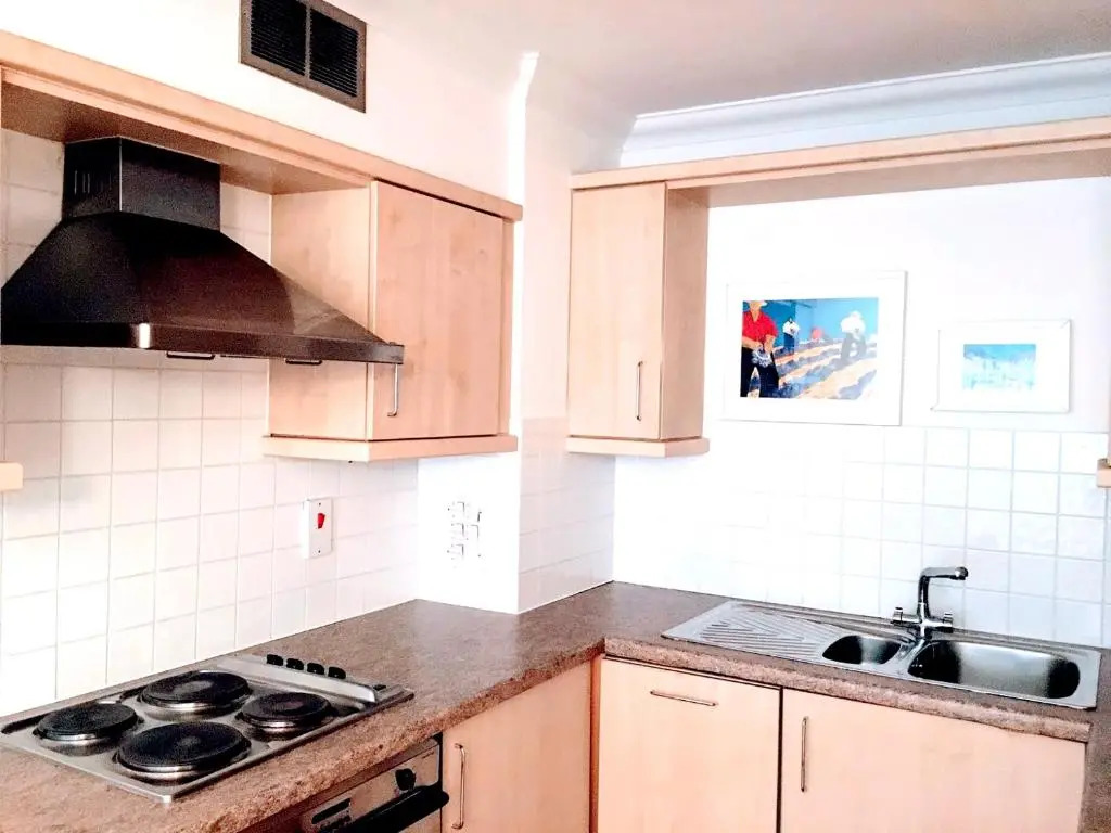 Elegant Very Central: Fitzrovia W1. King Bed, Wifi