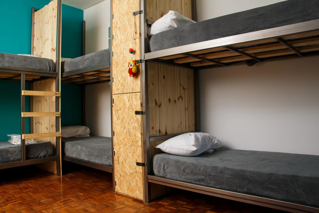 Pura Vida YerbaBuena Suite & Host