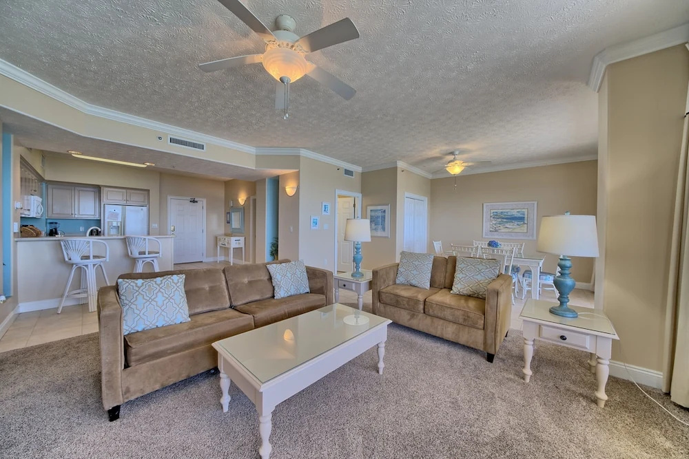 Comfortable High-Rise Condo with Beach Access - Unit 1404 by RedAwning