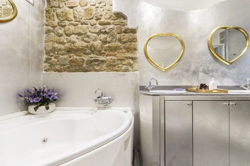 Signoria honeymoon apartment