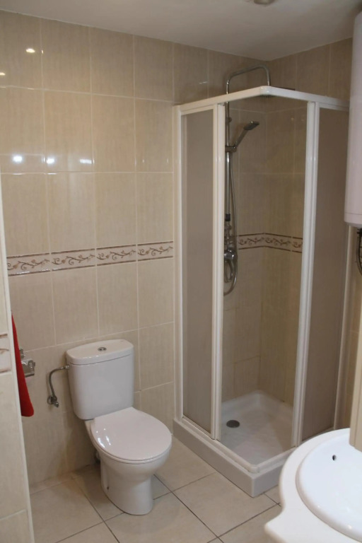 Absolute Apartment