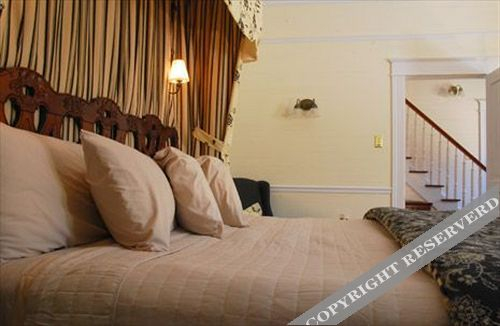 The Mountain Rose Inn
