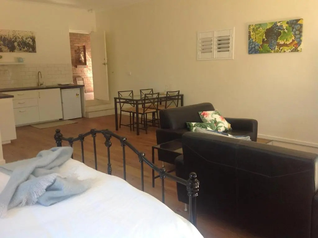 Port Elliot rural retreat