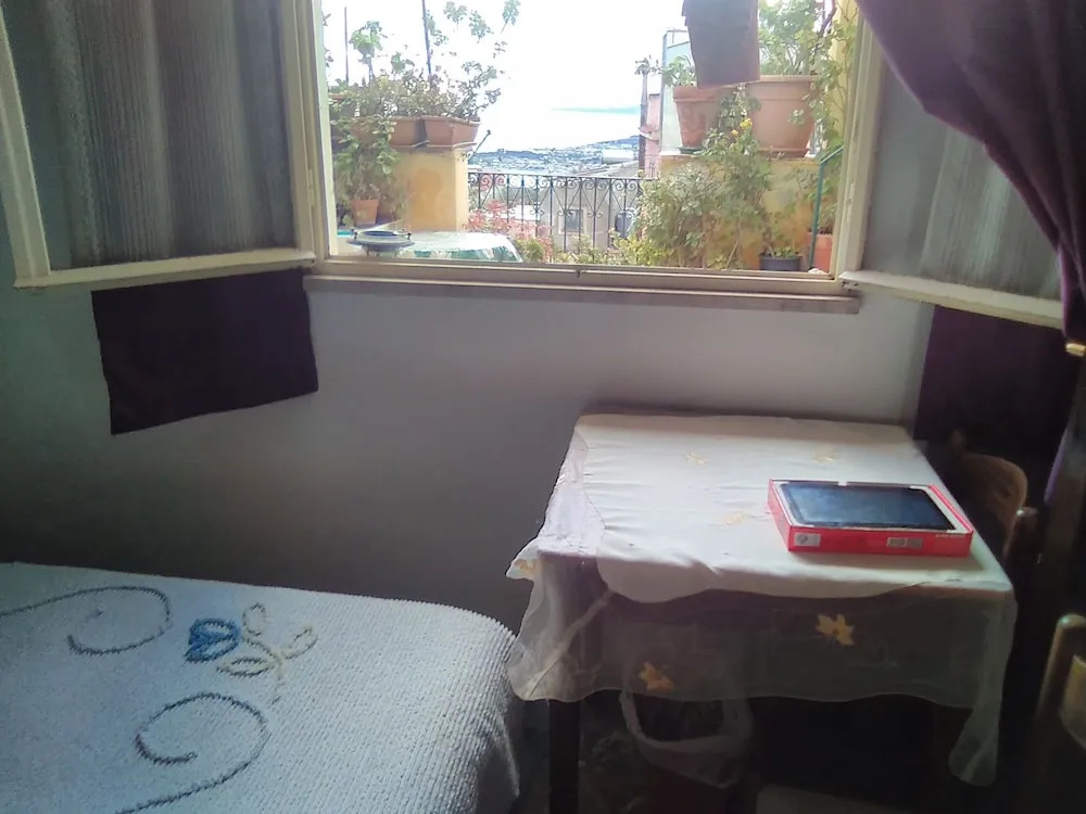 Single room with shared bathroom