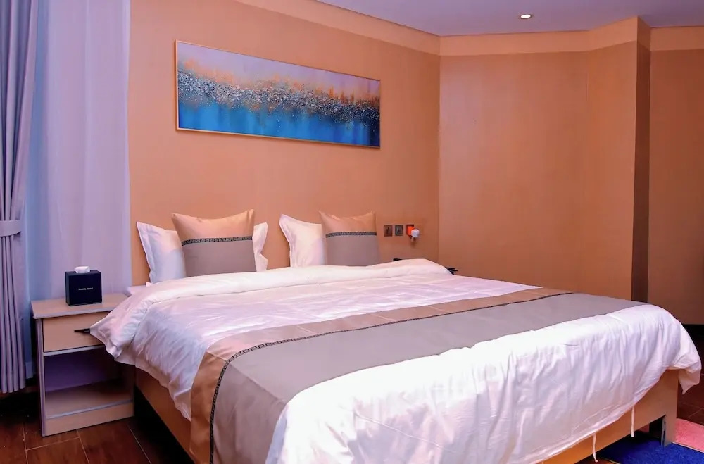 Wealth Hotel
