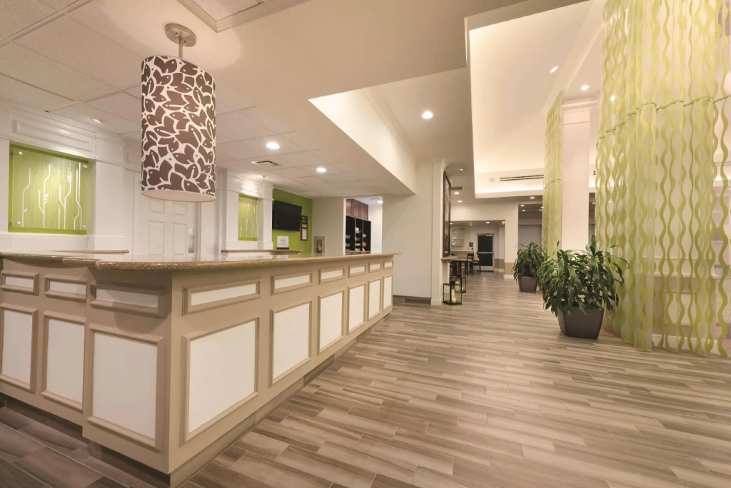 Hilton Garden Inn Akron-Canton Airport