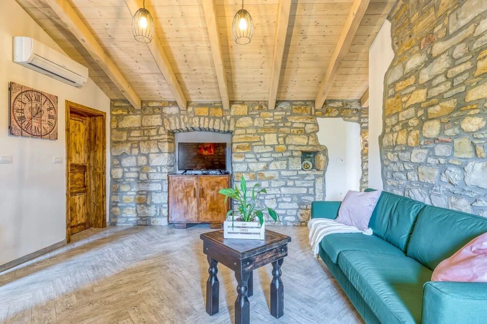 Old Mulberry Stone House