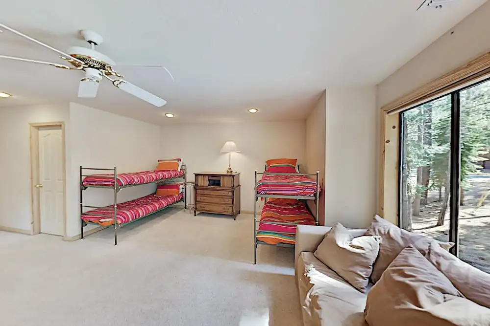 14036 Ski View Loop Home