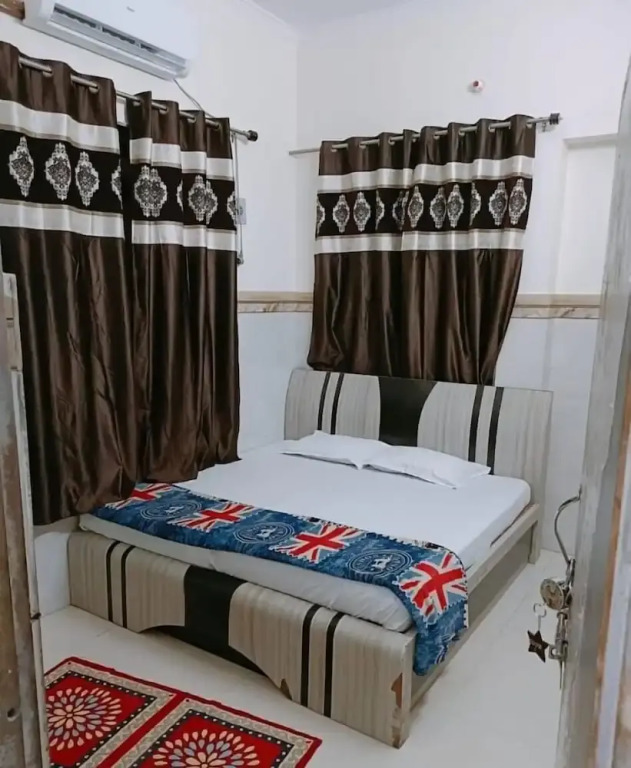 New khandelwal Guest House