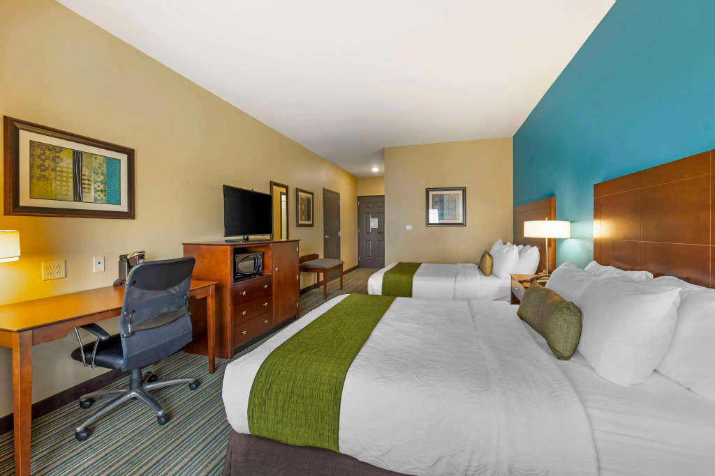 Best Western Plus Patterson Park Inn