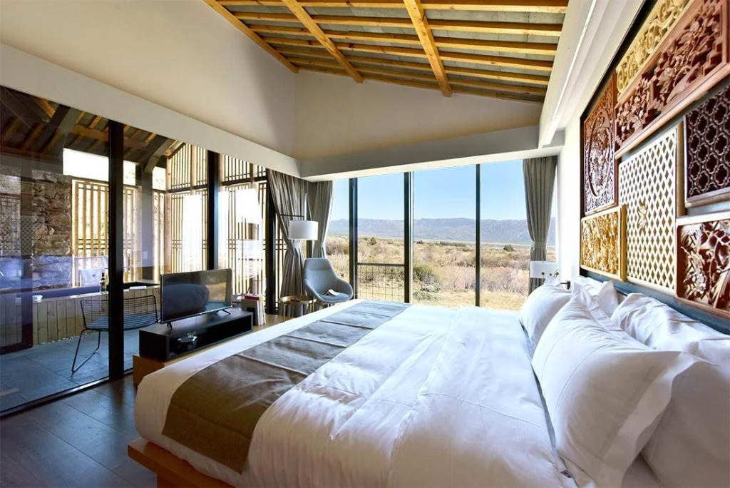 The Rock Hotel