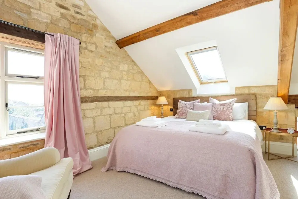 Classic Family Barn Conversion in Radcot